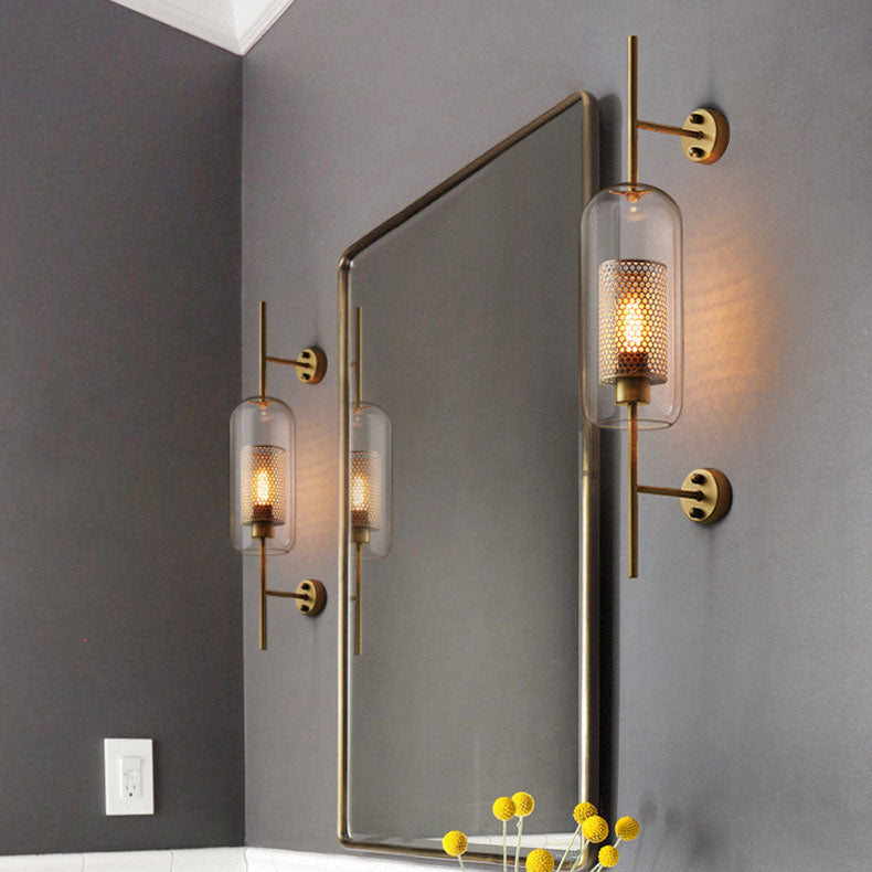 Lumivault Industrial Wandlampe | Zylindrischer Glasschirm | Eisenrahmen | Deko für Schlafzimmer & Wohnräume