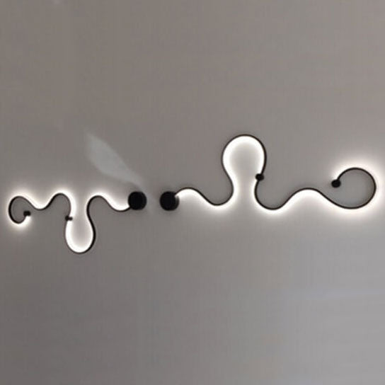 Serpenta Moderne LED Wandlampe | Aluminium | Geschwungenes Design | Dimmbar | Stilvolle Beleuchtung
