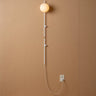 VertaGlow Minimalist Glas-Wandleuchte | Langer Arm | Modernes Design | Dimmbares Stimmungslicht | Perfekt für Wohnzimmer & Schlafzimmer