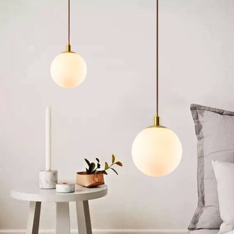 Orbilia Minimalistische Pendelleuchte | Weiße Kugel | Skandinavisches Design | Moderne Beleuchtung für Wohnräume