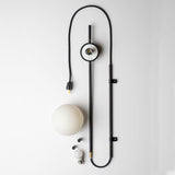 VertaGlow Minimalist Glas-Wandleuchte | Langer Arm | Modernes Design | Dimmbares Stimmungslicht | Perfekt für Wohnzimmer & Schlafzimmer