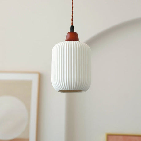 KyotoSphere Japanische Vintage Pendelleuchte | Gefaltete Keramik | Runde Holzkuppel | 1-flammig | Dekoratives Licht