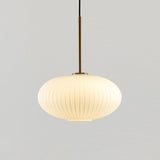 Lantoria Minimalistische Pendelleuchte | Ovaler Glasschirm | Cremefarbenes Nordic Design | 1-flammige Hängeleuchte