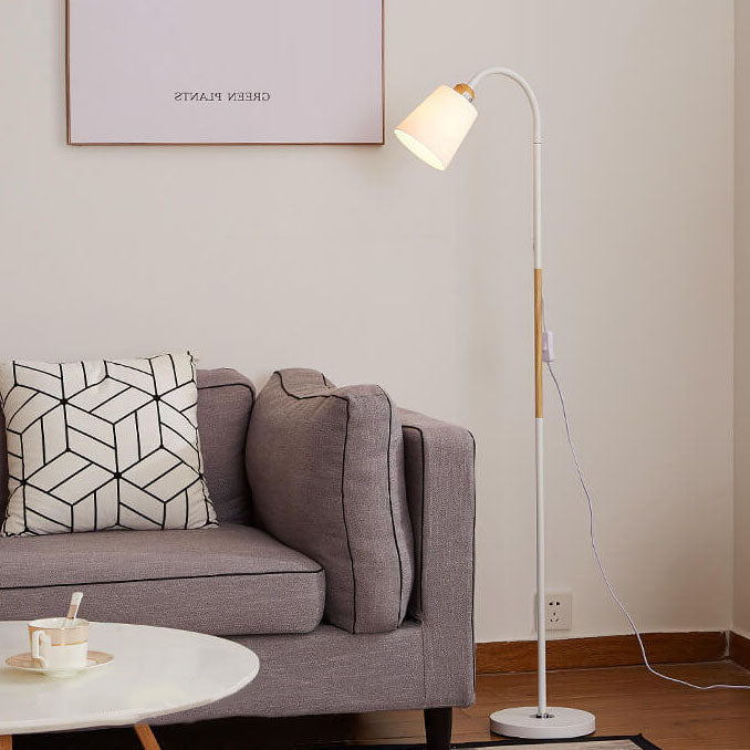 Luminist Stehlampe | Minimalistisches Design aus Eisen | Moderne Stehleuchte für Wohnzimmer & Büro
