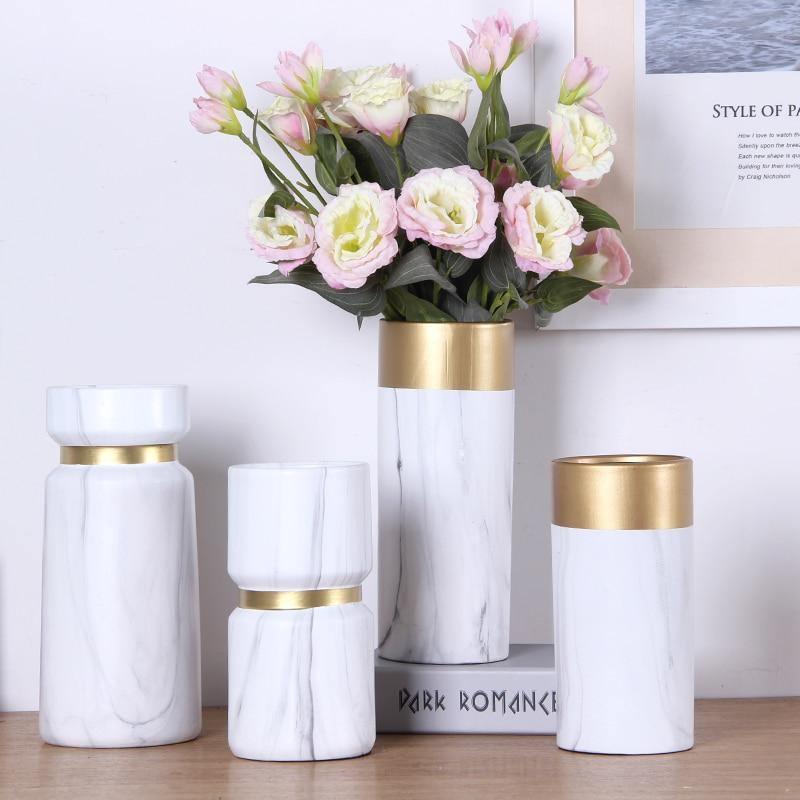 EleganceVase Luxuriöse Design Vase | Zeitloses Dekoelement | Perfekt für Blumen & Trockenarrangements