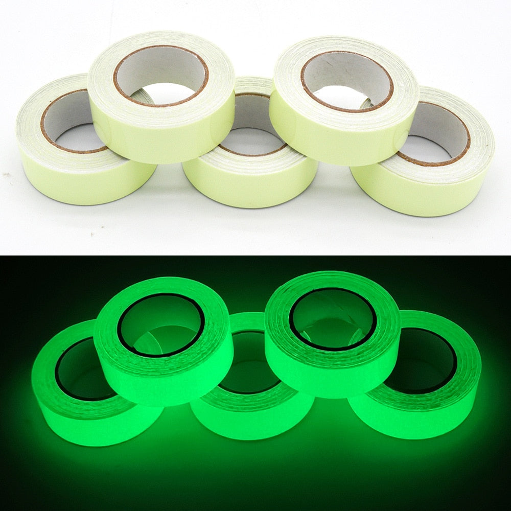 GlowPro Luminous Klebeband | Selbstklebend | Leuchtend im Dunkeln | Sicherheits- & Dekoband