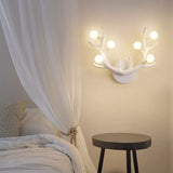 LumiStag Nordic Wandleuchte | Geweih-Design mit Glaskugeln | 6-flammig | Kreativer Baumzweig-Stil für Wohnzimmer & Flur