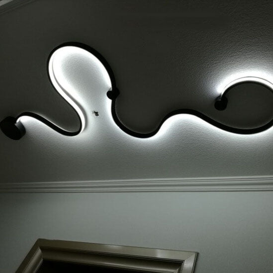 Serpenta Moderne LED Wandlampe | Aluminium | Geschwungenes Design | Dimmbar | Stilvolle Beleuchtung