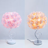 Roseva Art Deco Tischlampe | Stoff-Rosenschirm | Elegante Beleuchtung | Schlafzimmer Dekoration