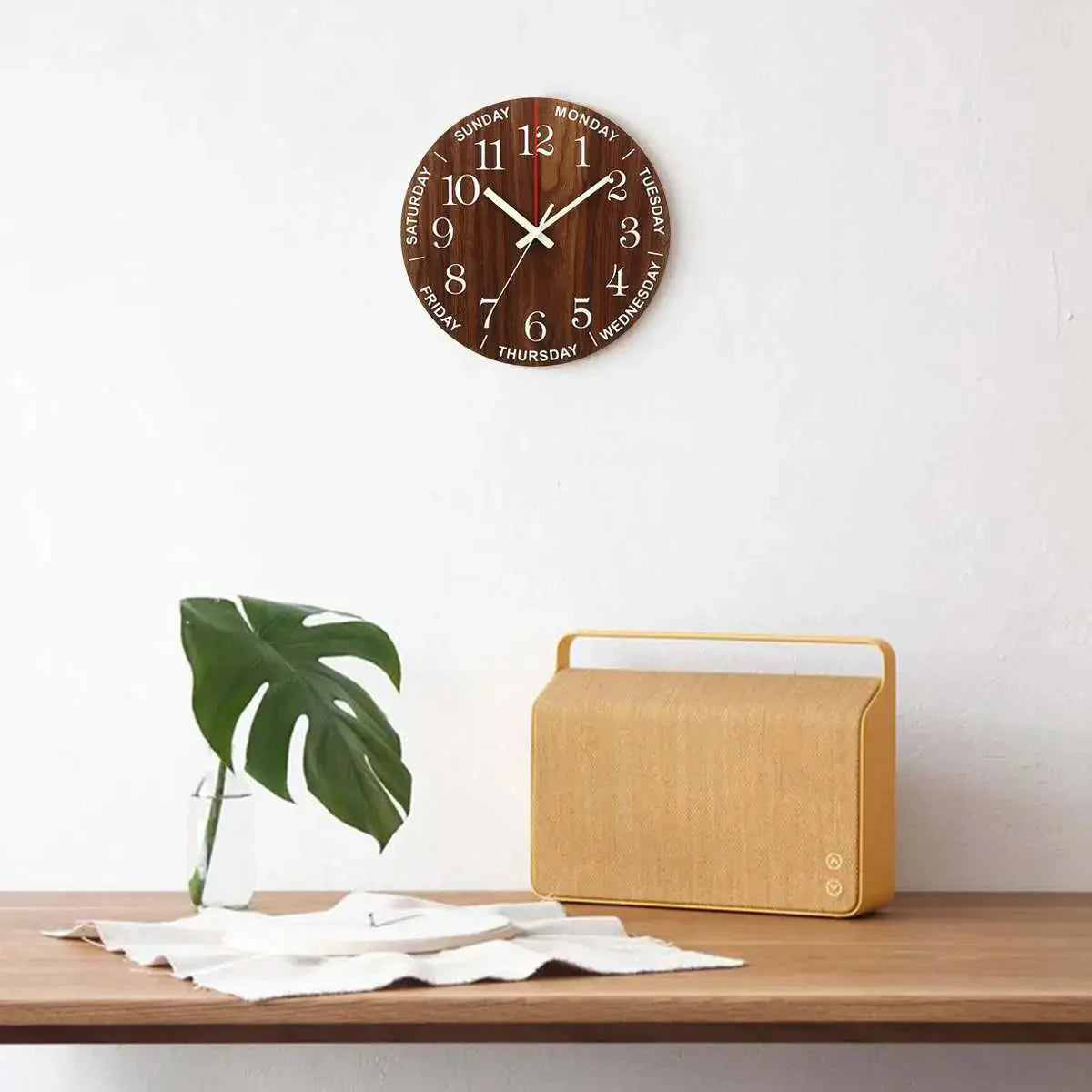 Glowtic Leuchtende Wanduhr | Holzdesign | Geräuschlos | Nachtlicht | Nordischer Stil | Geschenkidee