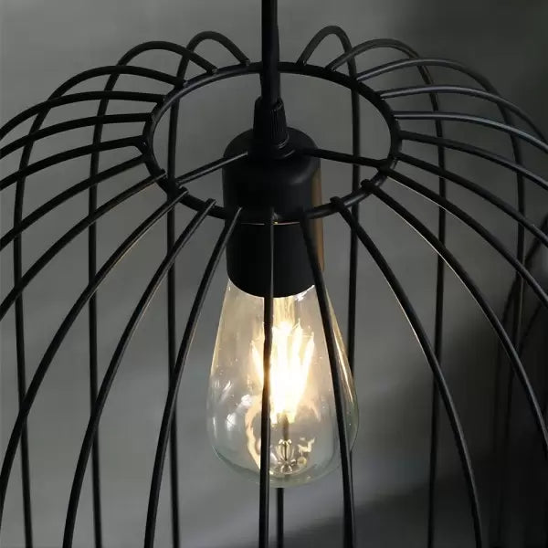 CageLume Streifenkäfig Stehleuchte | Industrielles Design | Perfekte Beleuchtung für Zuhause