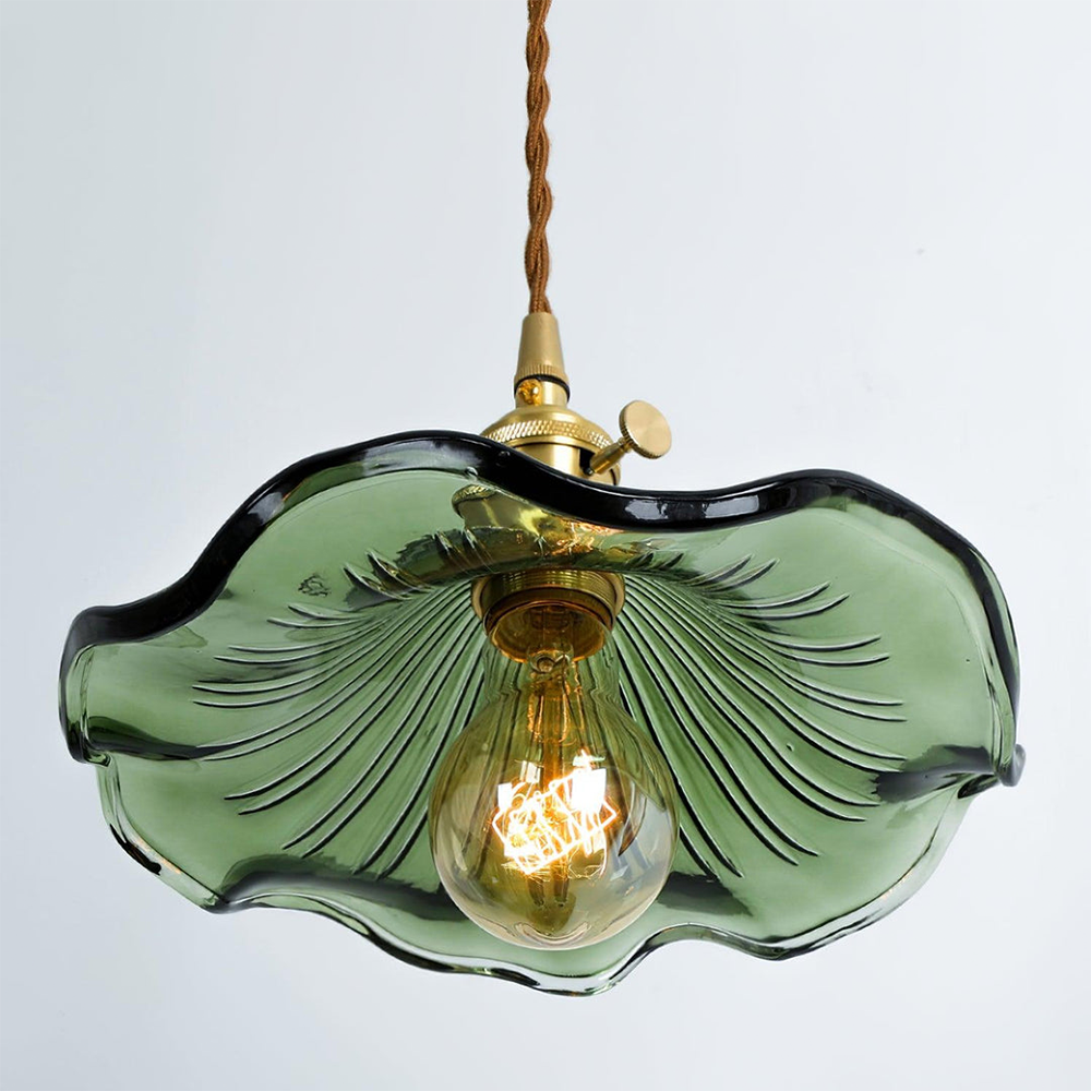 BloomGlow Hibiskus Design Tischlampe | Stilvolle Blumenlampe | Deko-Licht für Zuhause