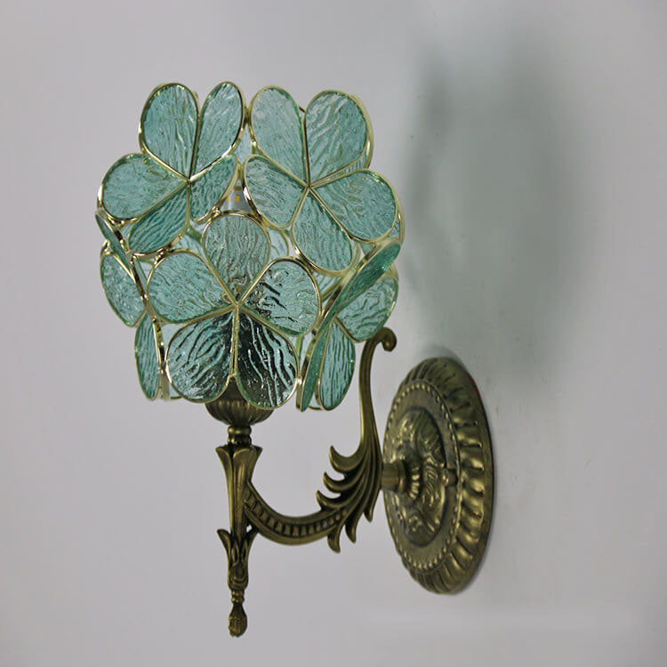 Bloomvielle Europäische Vintage Tiffany Wandleuchte | Blumenförmiges Glas | 1-Licht Design | Elegante Wandbeleuchtung