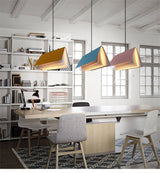 FlyLit Buchform Pendelleuchte | 1-Licht | Metall & PVC | Kreatives Design | Beleuchtung für Zuhause
