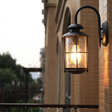 Aurovia Vintage Outdoor Wandleuchte | Wasserdicht | Eisen & Glas | 1-Licht Design | Ideal für Terrasse & Garten