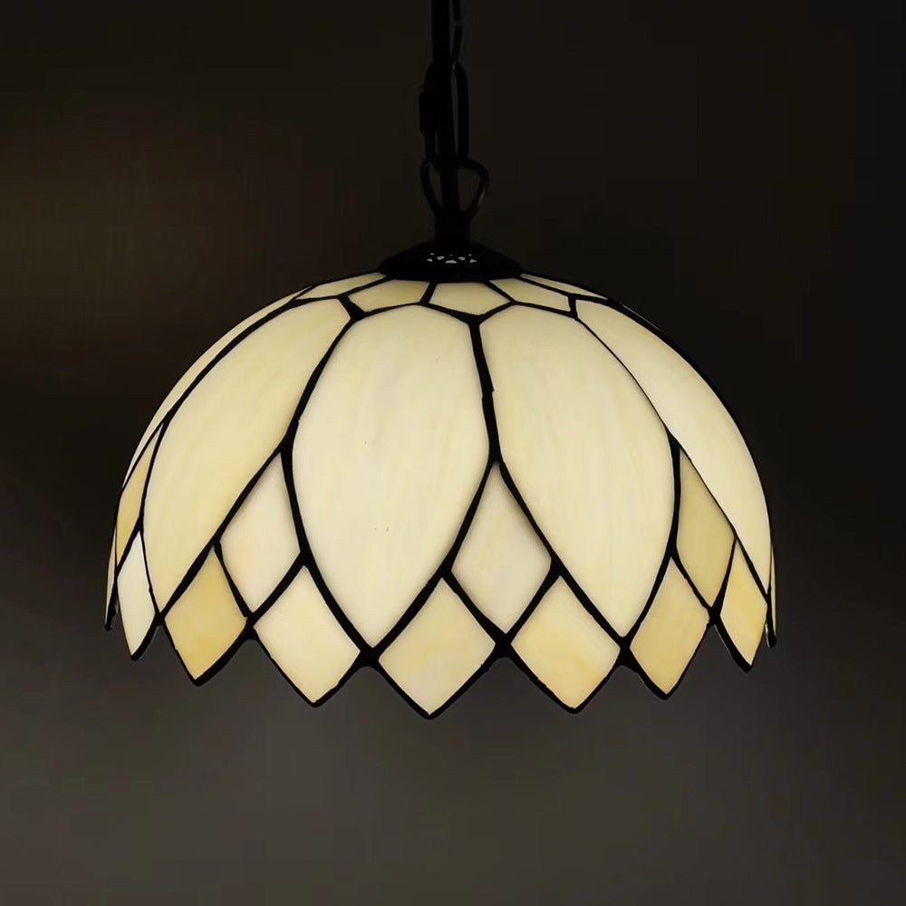 MilkyDome Europäisches Pendellicht | Milchweißes Glasdesign | 1-flammige Hängeleuchte | Klassische Eleganz