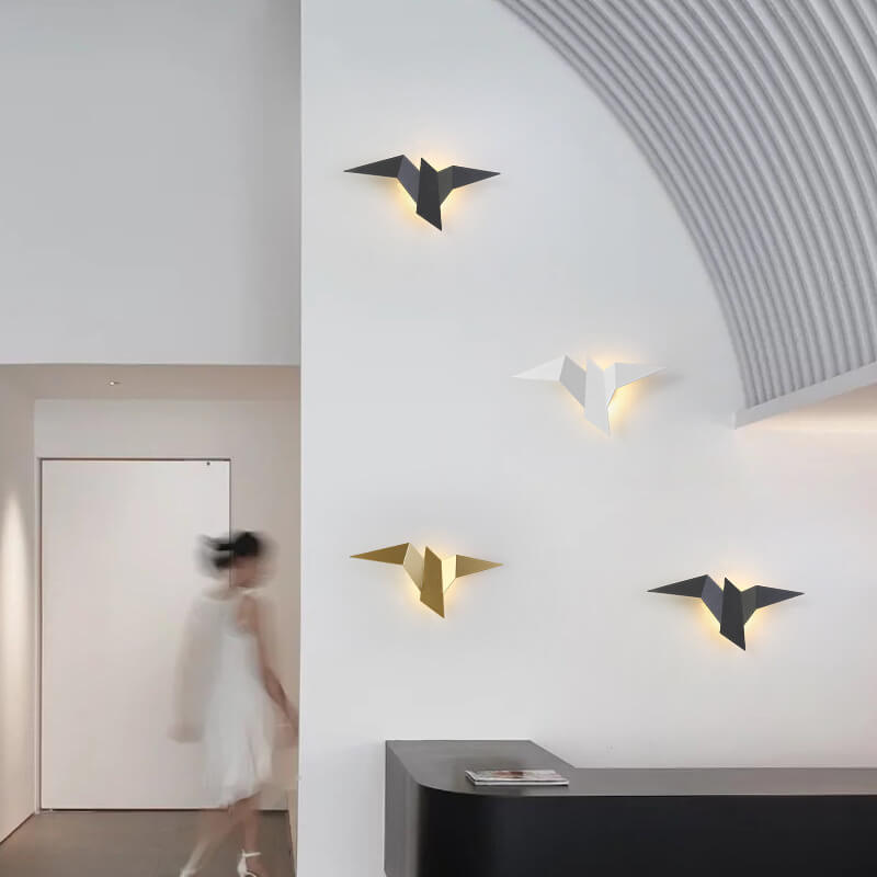 SkyWing Moderne LED Wandleuchte | Fliegender Vogel | 1-flammig | Kreatives Design | Deko für Zuhause
