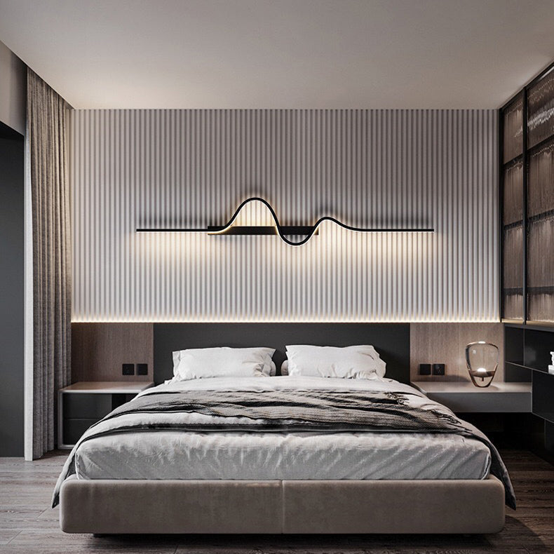 WaveLume LED Wandleuchte | Modernes Aluminium-Design | Welliger Streifen | Für Schlafzimmer & Wohnzimmer