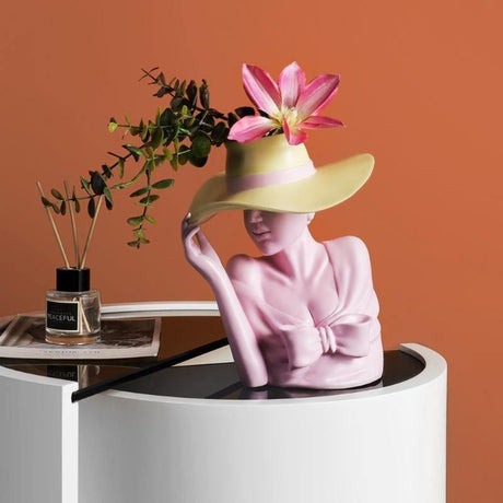 FemiVase Damenhut Design Vase | Kunstvolle Dekoration | Elegantes Wohnaccessoire | Handgefertigt