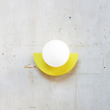 SferaLuxe Moderne Wandlampe | Minimalistisches Kugel-Design | Farbiges Glas | LED-Wandleuchte für Wohnräume