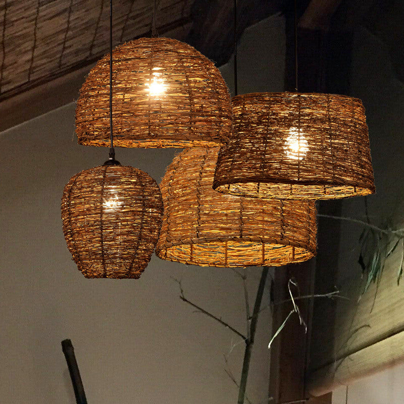 RattanDome Retro Pendelleuchte | Handgewebtes Rattan-Design | 1-Licht | Natürliche Wohnbeleuchtung
