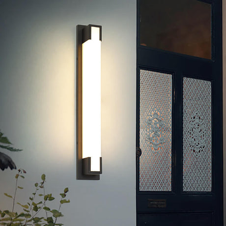 LumeStrip LED Wandleuchte | Langes Minimalistisches Design | Wasserdicht | Außenbeleuchtung | Warmweiß & Kaltweiß