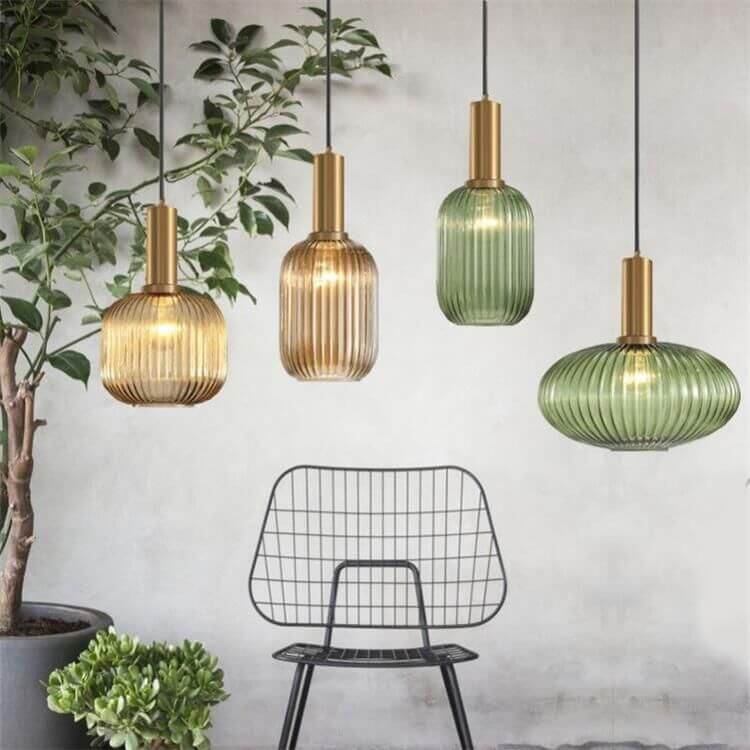 LumiShade Minimalistisches Streifen-Glas Pendelleuchte | Designer-Licht | Elegantes Wohnambiente | Deko-Laterne | 1-Flammig