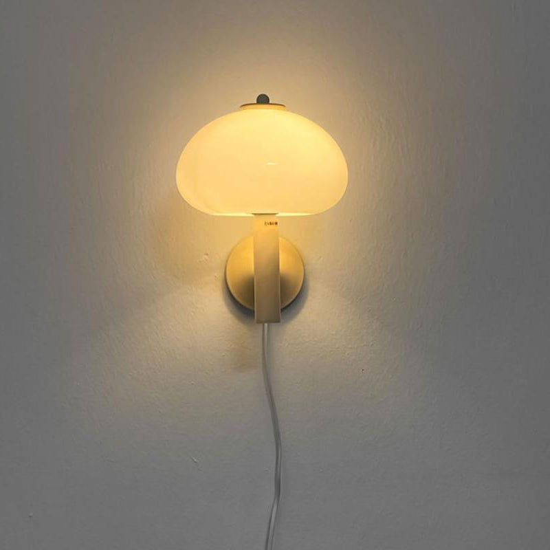 LumiMushroom Nordic Vintage Wandleuchte | Milchglas-Kuppel | Pilz-Design | 1-flammig | Dekorative Beleuchtung