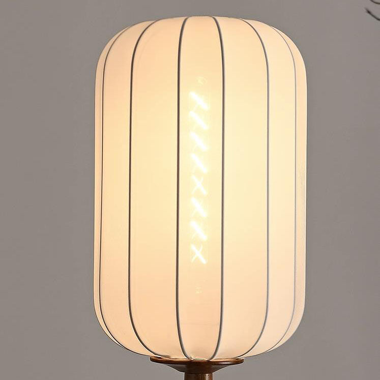 HikariZen Japanische Stehlampe | Rosewood-Basis & Seidenlampenschirm | 1-flammig | Zen-inspiriertes Design für Wohnräume & Büros