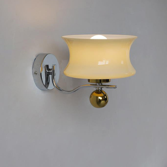 Scandura Wandleuchte | Skandinavisches Design | Glas & Eisen | Wellenförmiger Arm | Beleuchtung für Schlafzimmer