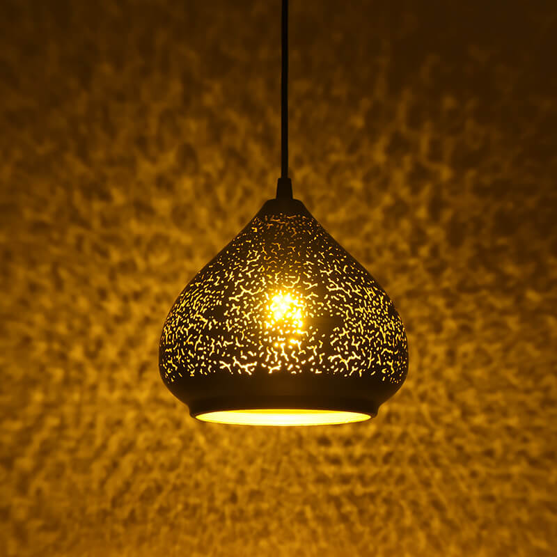 LumiÉclat Vintage Pendelleuchte | Metall mit Ätzdesign | Einflammige Hängelampe | Perfekt für Esszimmer & Küche