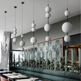 Orbessa LED Pendelleuchte | Zeitloses Kugeldesign aus Glas | Warmweißes Licht | Moderne Beleuchtung