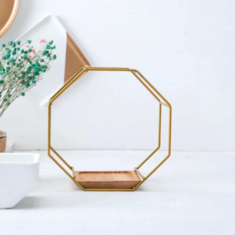 GeoFrame Keramik Wandpflanztopf mit Metallrahmen | Octagon Design