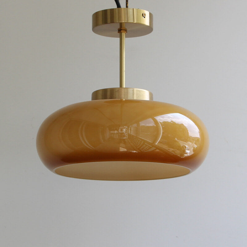 RetroLuxe Messing Deckenleuchte mit Gelbem Glas | Vintage Design | Semi-Flush Mount | Wohnraumbeleuchtung
