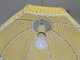 RattanLume Pendelleuchte | Nordisches Rattandesign | 1-Licht Muschelkuppel | Natürliche Eleganz für Ihr Zuhause