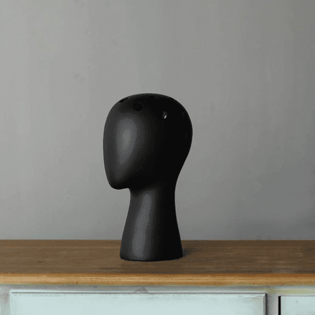 FloraMind Kopf-Blumenvasen Design | Modern & Stilvoll | Weiß & Schwarz | Perfekt für Inneneinrichtung