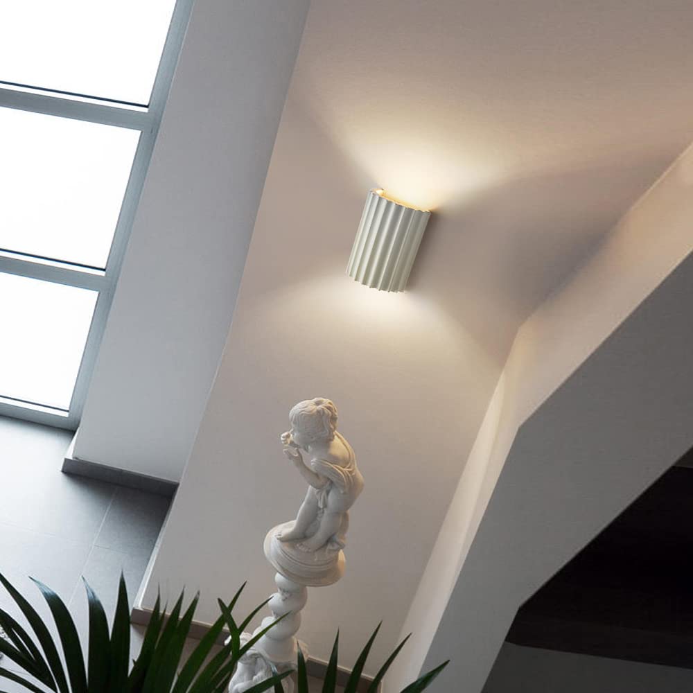 CurveLume Halbkreisförmige LED Wandleuchte | Modernes Design | Energieeffizient | Elegante Wandbeleuchtung