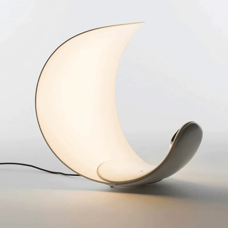LunarisGleam Halbmond LED Tischlampe | Dimmbare Leselampe | Stimmungslicht | Elegante Wohnkultur