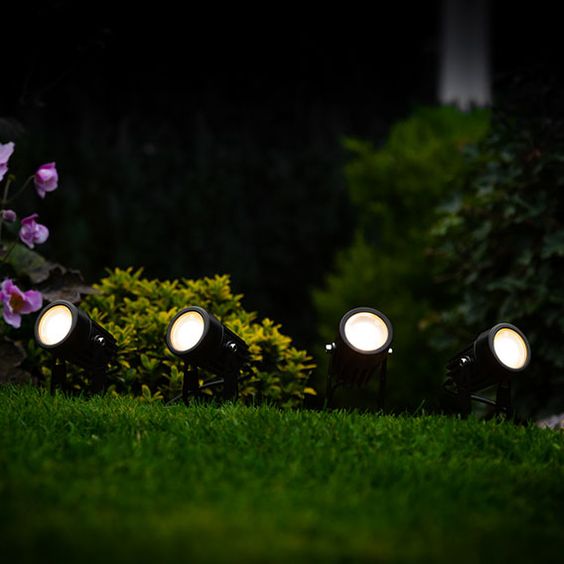SunScape Solar Gartenleuchten Set | 5-teilig | Kabellos & Wetterfest | Energiesparende LED-Solarleuchten