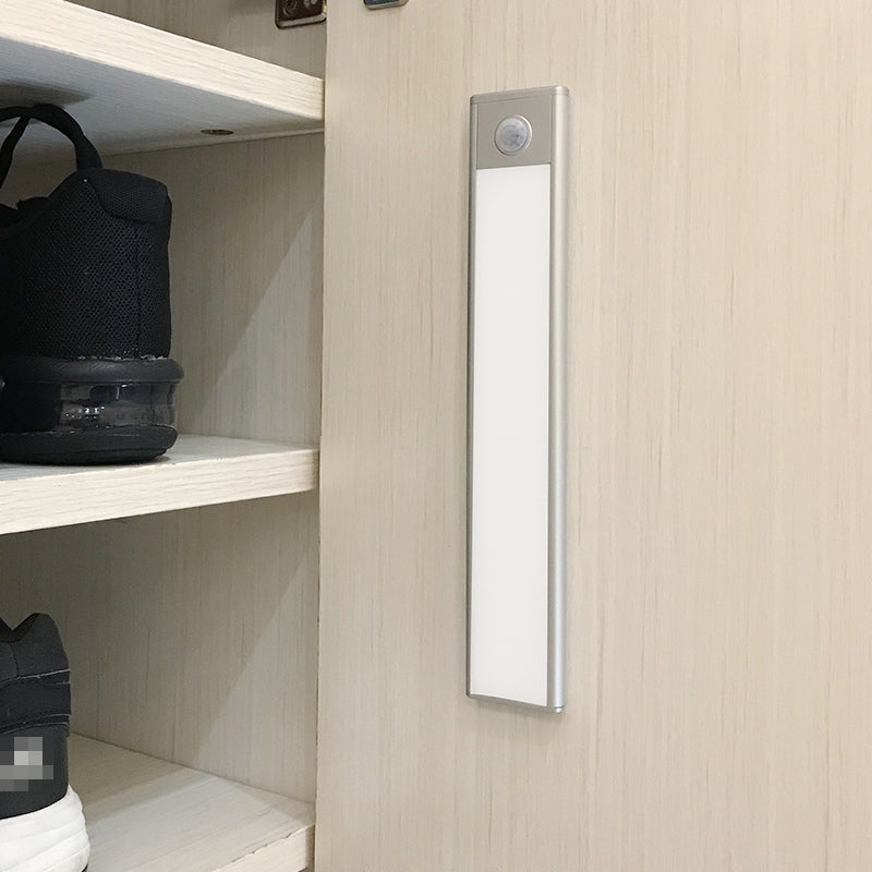 GlowSense LED Bewegungssensor Schrankleuchte | Kabellos | Energieeffizient | Einfache Montage