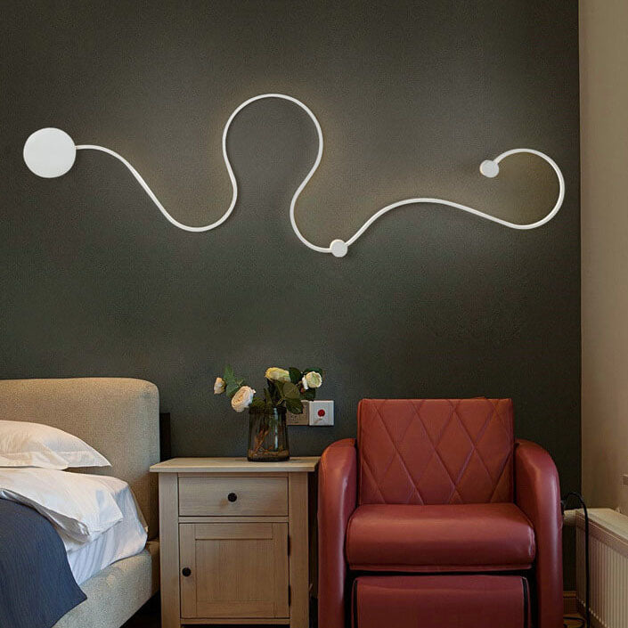 Serpenta Moderne LED Wandlampe | Aluminium | Geschwungenes Design | Dimmbar | Stilvolle Beleuchtung