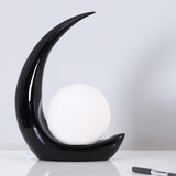Lunovia LED Tischlampe mit Halbmond-Design | Kreatives Dekolicht | Dimmbar & Vielseitig