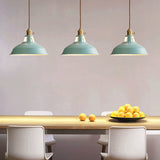 UrbanGlow Industrielle Pendelleuchte | Farbige Barn Shade Hängeleuchte | 1-flammig für Küche & Esszimmer