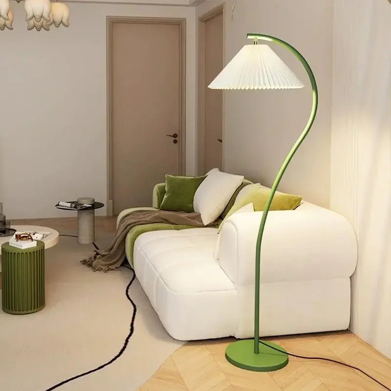 LumoSilk Moderne LED-Stoff-Stehleuchte | Stilvolle Beleuchtung | Dimmbar | Dekoratives Design für Wohnzimmer