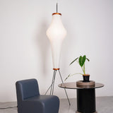 SereniLum Reispapier Stehlampe | Minimalistisches Design | Warmweißes LED-Licht | Nachhaltige Deko für Zuhause