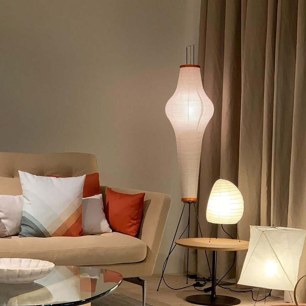 SereniLum Reispapier Stehlampe | Minimalistisches Design | Warmweißes LED-Licht | Nachhaltige Deko für Zuhause