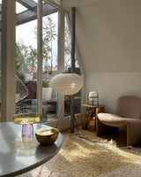 SereniLum Reispapier Stehlampe | Minimalistisches Design | Warmweißes LED-Licht | Nachhaltige Deko für Zuhause