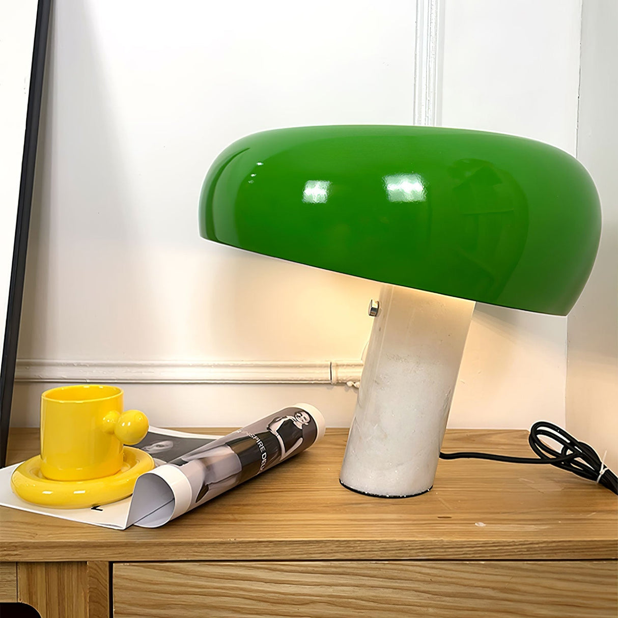 MarbleGlow Design Tischlampe | Marmor-Dekoration | LED-Licht | Elegante Beleuchtung für Zuhause