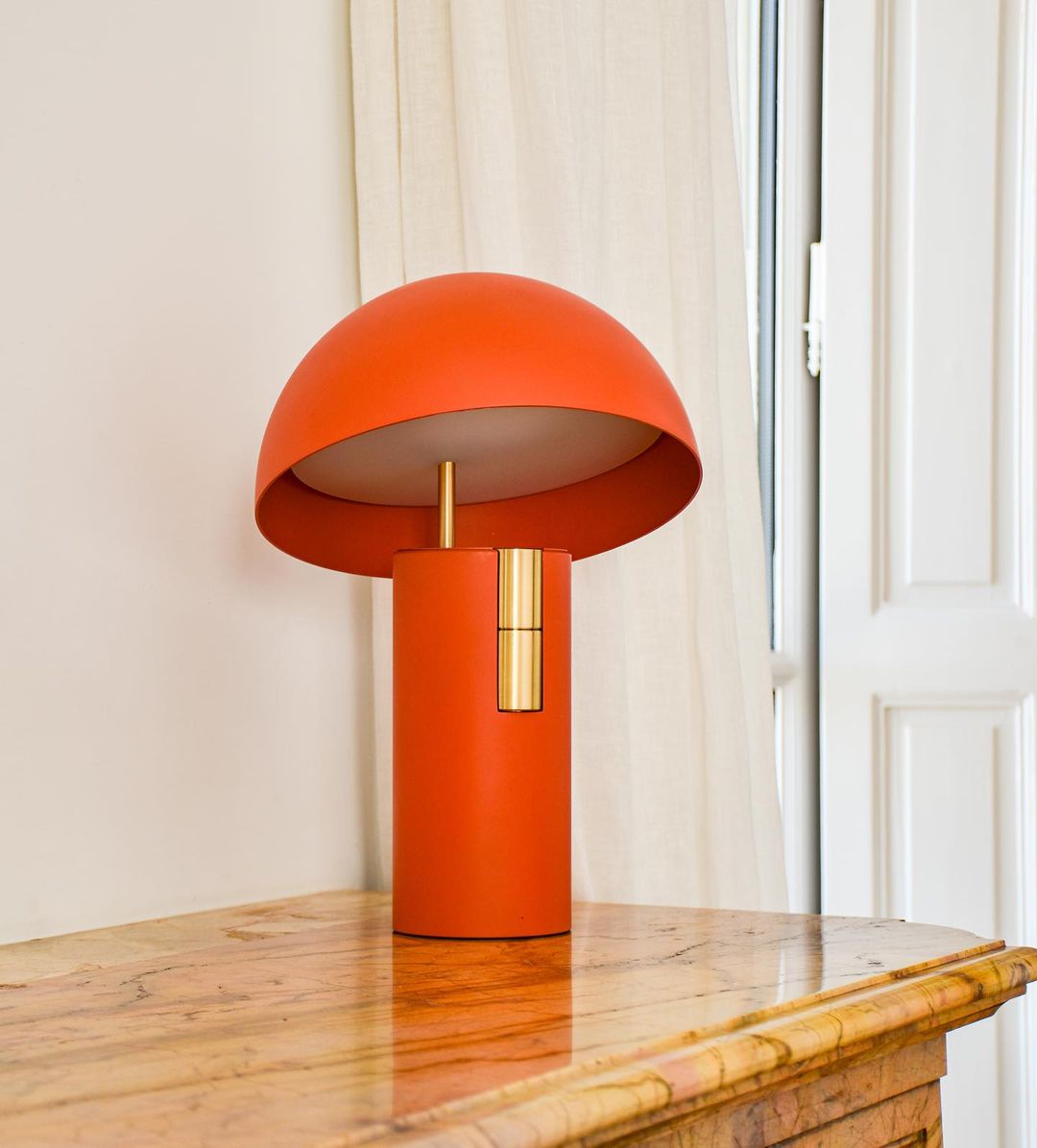 LumoAvo LED Tischlampe | Modernes Design | Kabellos | Stimmungslicht & Leselampe | Elegantes Wohndekor
