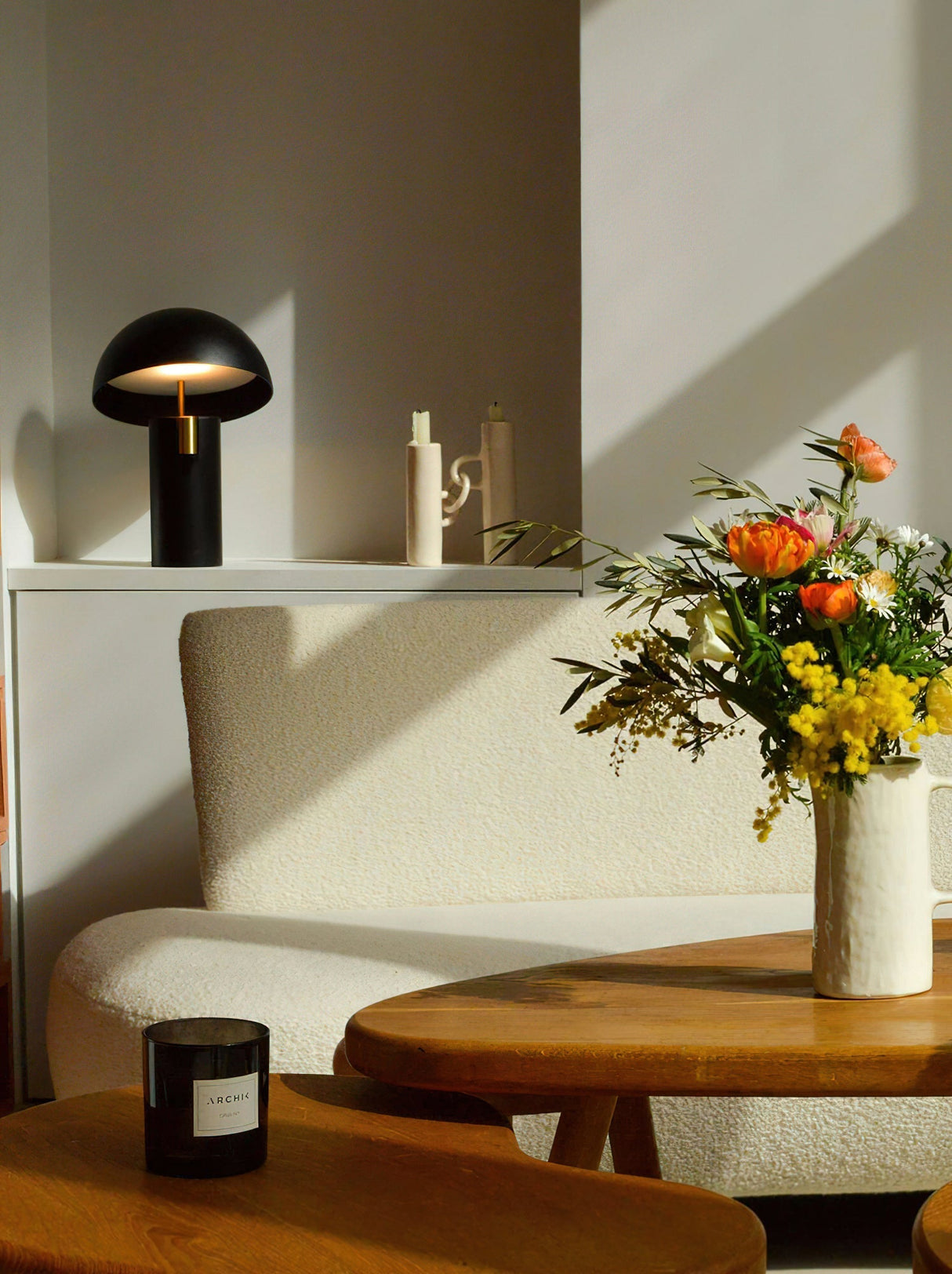 LumoAvo LED Tischlampe | Modernes Design | Kabellos | Stimmungslicht & Leselampe | Elegantes Wohndekor